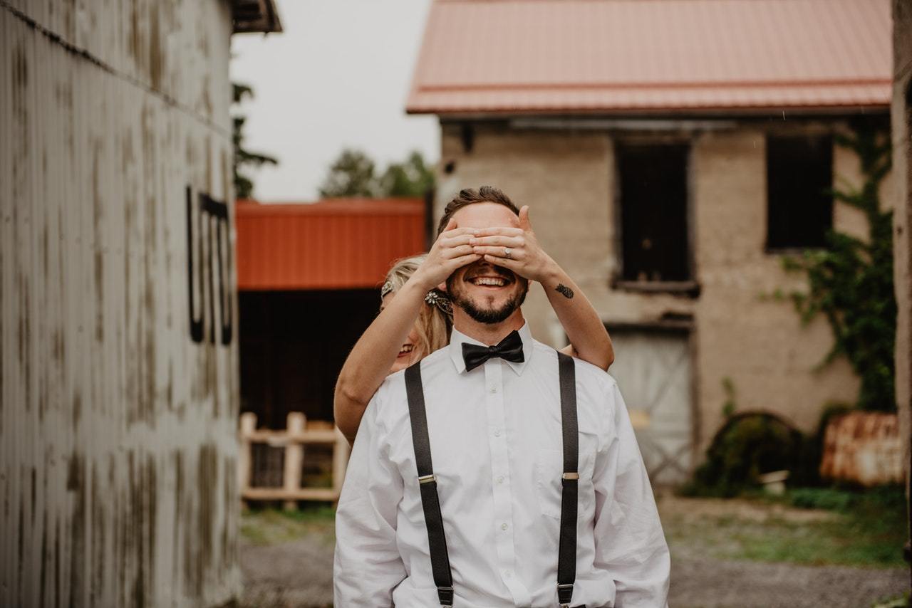 A Groom's Guide to Honeymoon Packing