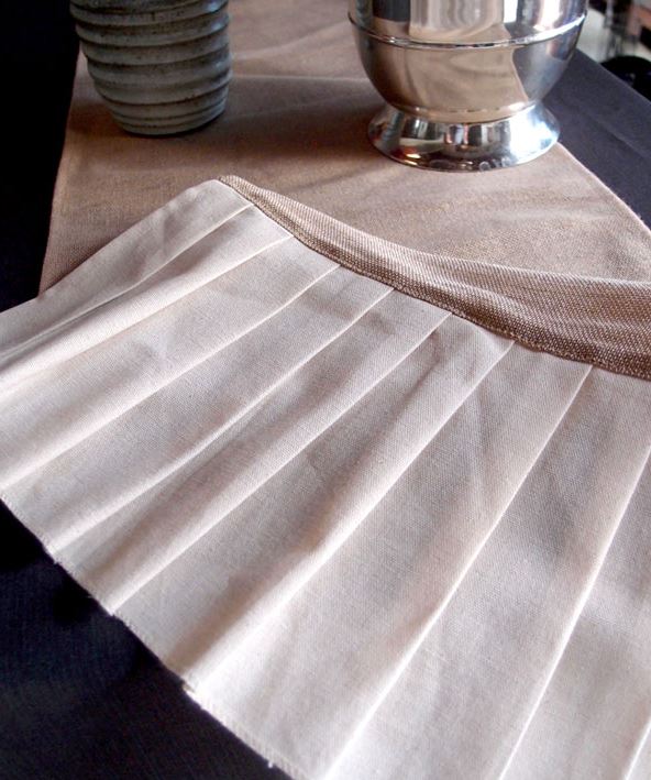 Burlap & Cotton Pleated Ruffle Table Runner 114"