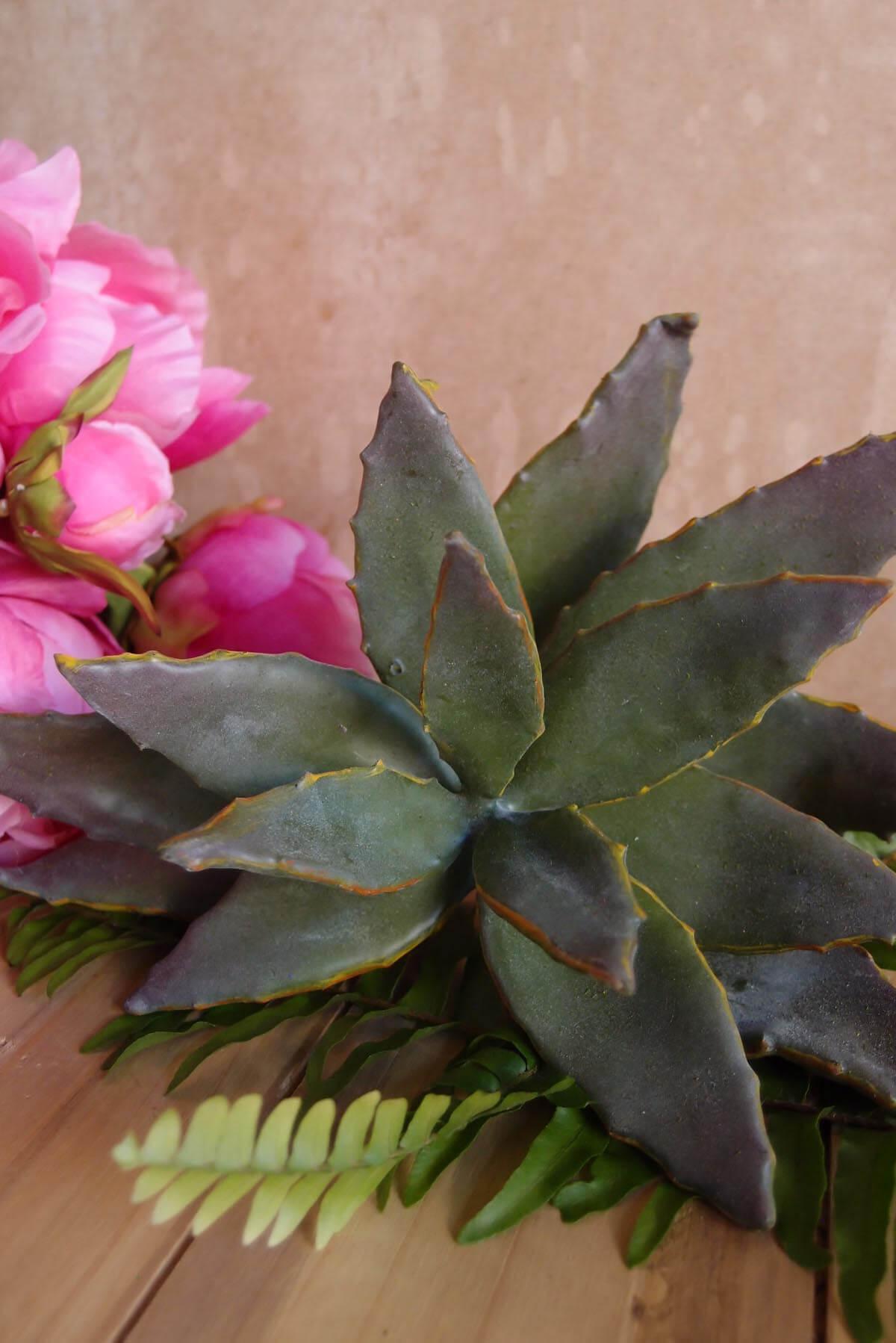 Natural Touch 8" Succulent