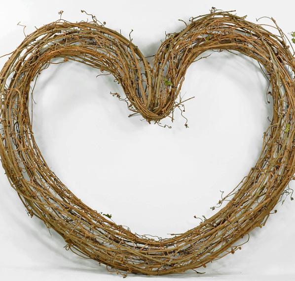 Handmade Large 26" Grapevine Heart Wreath