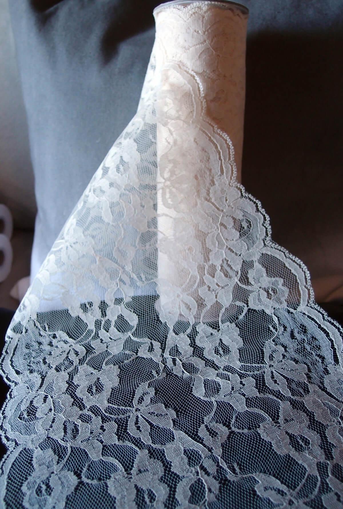 Wide Ivory Chantilly Lace Runner 9in wide x 9 yds