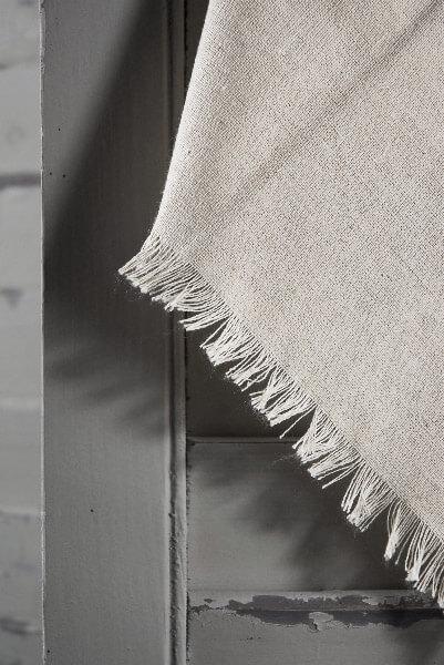 12 linen napkins with fringe edge 16in square
