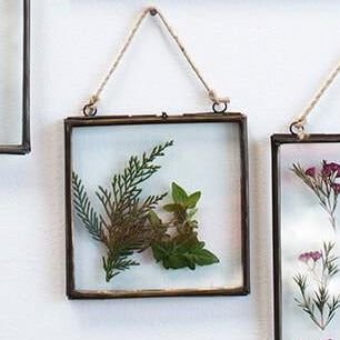 richland metal hanging photo frame 6 x 6 25